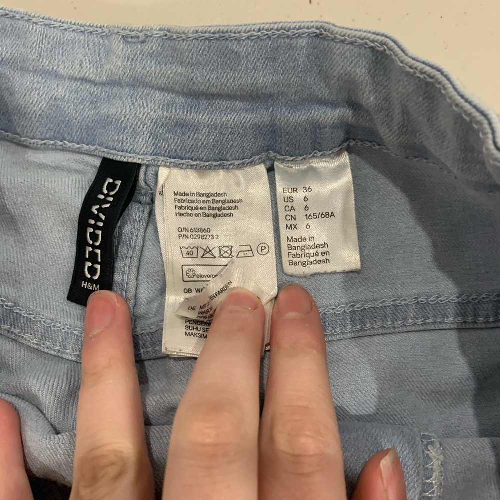 light wash jeans